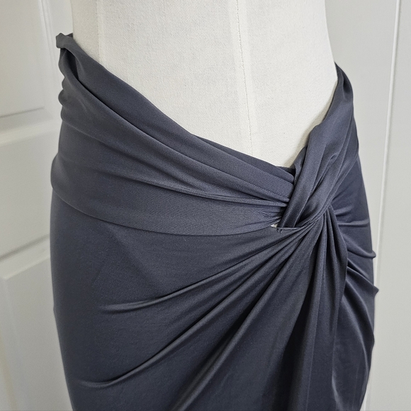 NWT SKIMS Signature Swim Sarong Skirt Gray Womem's Size S - Picture 3 of 7